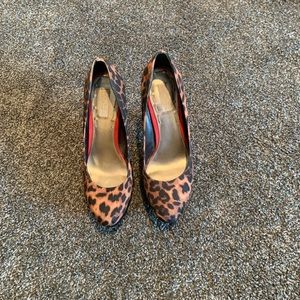 Rachel Roy Leopard pumps
